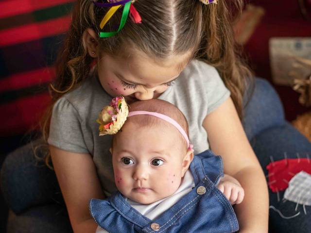 Infantil de Ensaio Caipira da Noa e da Sofia