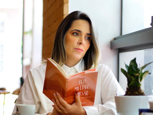Corporativo de Lançamento de livro - escritora Bruna Fernandes