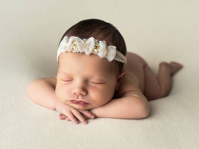 NEWBORN de Valentina