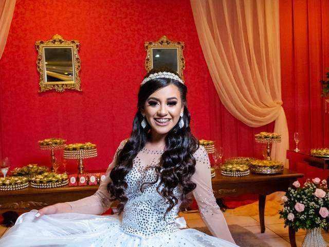 15 Años de Emily Thaisa