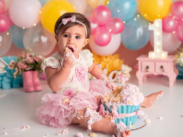 Smash The Cake de Cecília - 1 ano