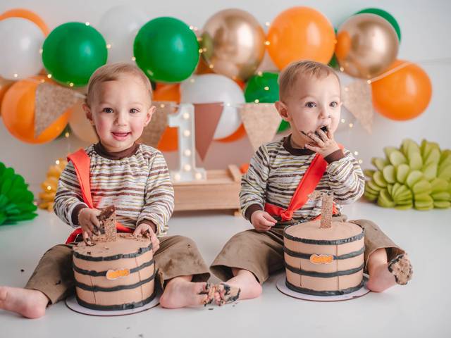 Smash The Cake de Davi e Daniel - 1ano