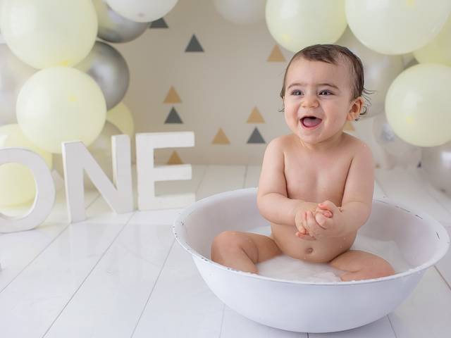 Meu primeiro ano de Smash the cake e Milk Bath - Guilherme