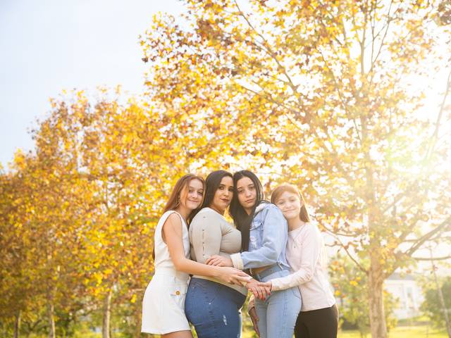 Família de Joyce e filhas 