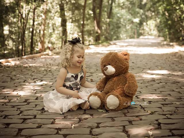 Infancy  e Retratos   de Lara Galli de Jesus, 3 anos 