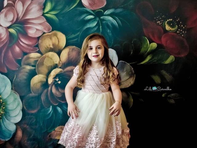 Infancy  e Retratos   de Retratos de Theodora, 4 anos 