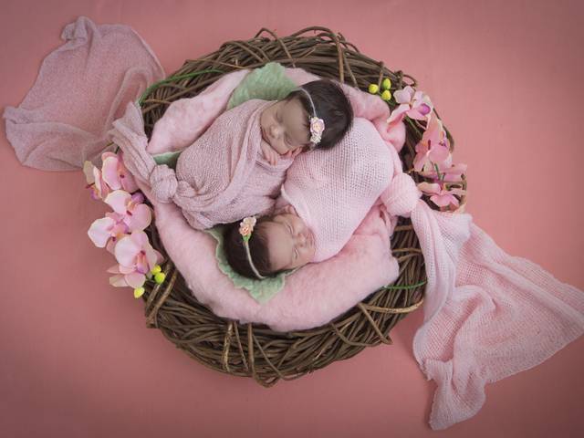 Newborn de Ensaio newborn da Julia e Bianca