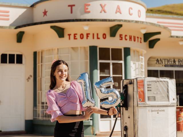 Sessão 15 anos de Geovanna