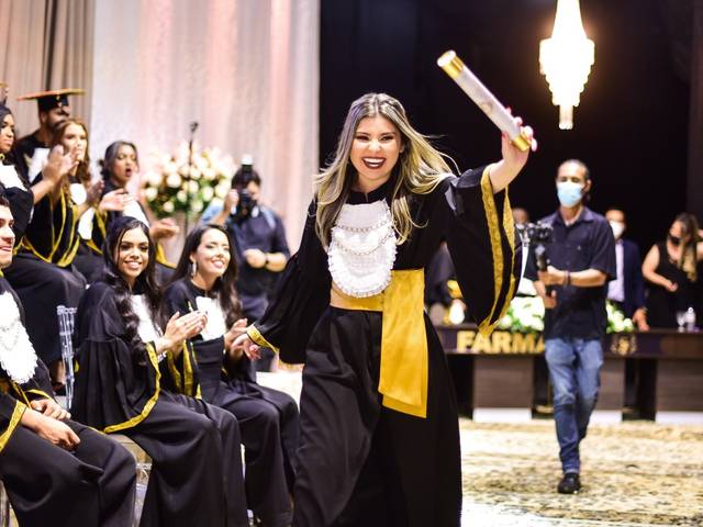 FORMATURAS de Farmácia - FAINOR