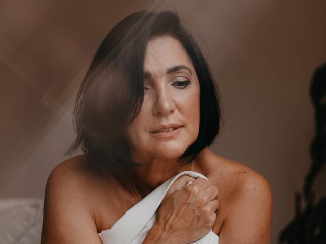 Feminino de Rosangela Trovatto