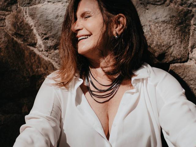 Feminino de Magda Trovatto