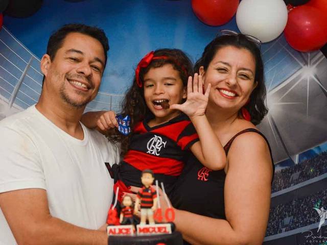 Festa Infantil de Festa Infantil da Alice no Clube de Regatas no Flamengo - Festa Infantil Flamenguista na Lagoa 