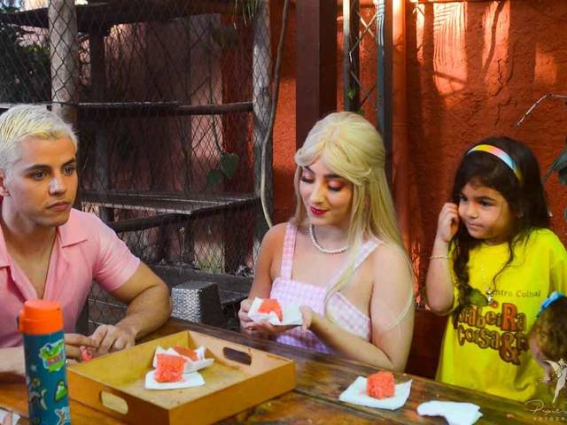 Festa Infantil de Colônia de Férias do Goiabeira Coisa e Tal Com A Presença da Barbie