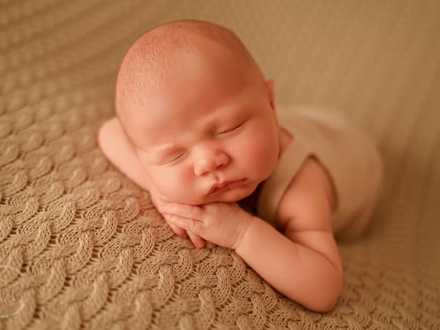 Newborn de ENRICO