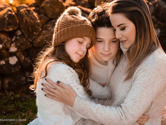 Famílias de Jú, Yasmin e Bernardo