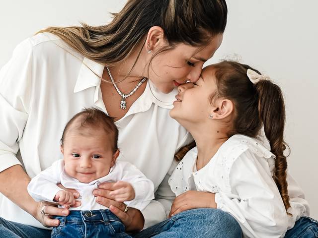 Famílias de Ari, Luna e Caio 