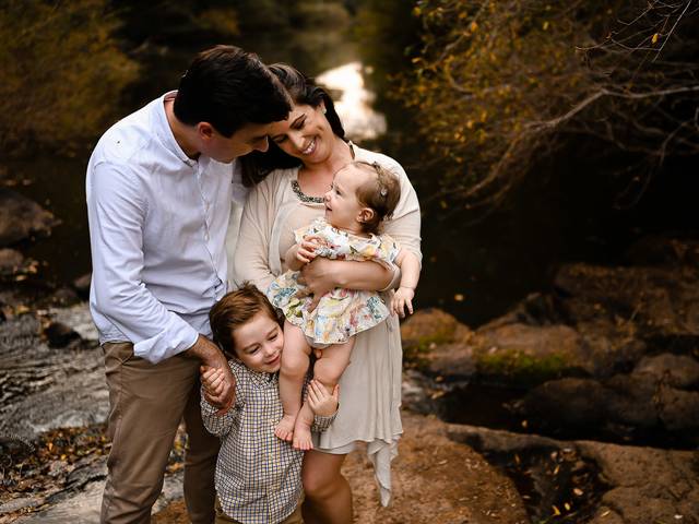 Famílias de Antônia, Ângelo, Dani e Théo
