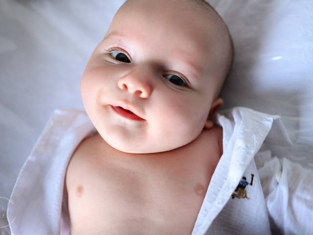 Crianças de Miguel, 3meses