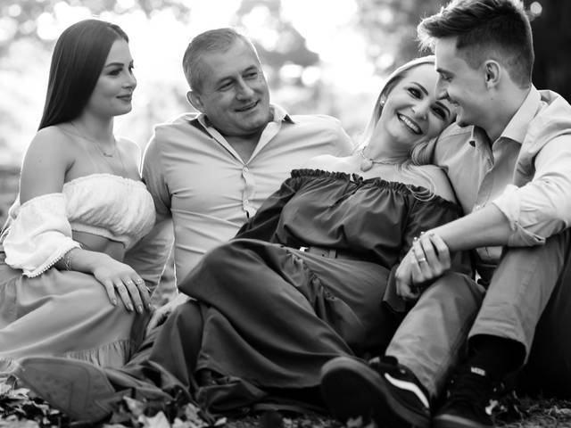 Famílias de Taís Forti e família