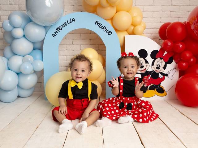 Smash the cake de 1 ano da Antonella & o Murilo