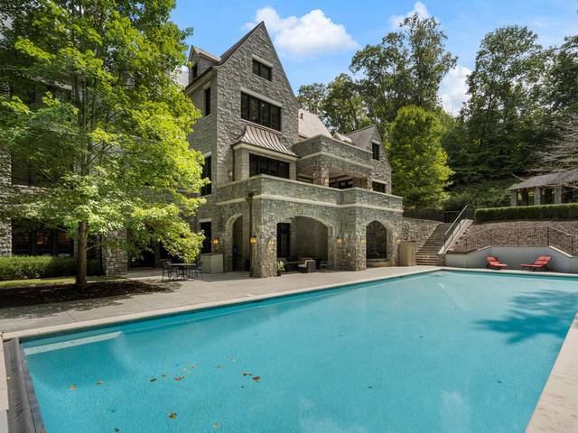 Photography of Jett Rd Atlanta,  GA 30327