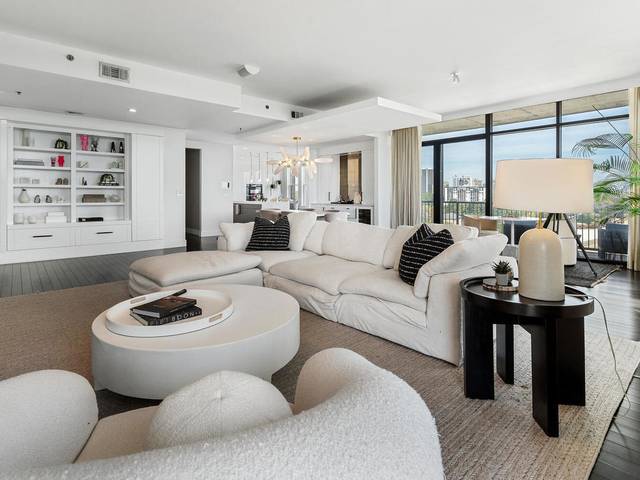 Photography of  Peachtree Rd NW 30309