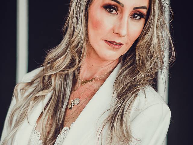 BOOK FEMININO  de PRISCILA 