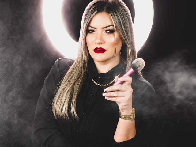 EMPRESARIAL de Jaqueline Maquiadora