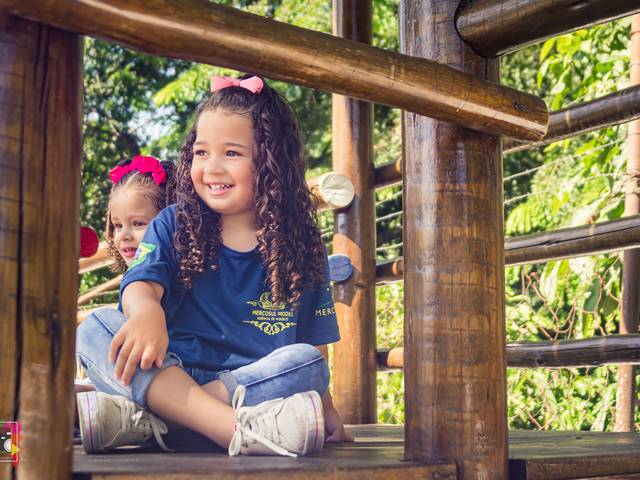 Ensaio Feminino de Ensaio para a Mercosul Model em Mimoso do Sul