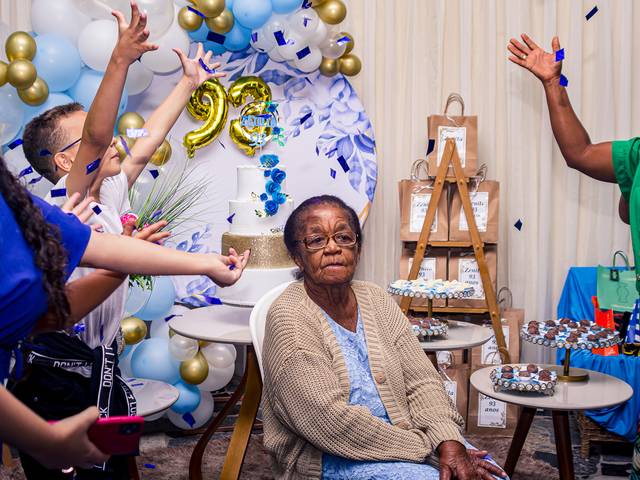 Aniversário de Aniversário de 93 Anos da Dona Zenita