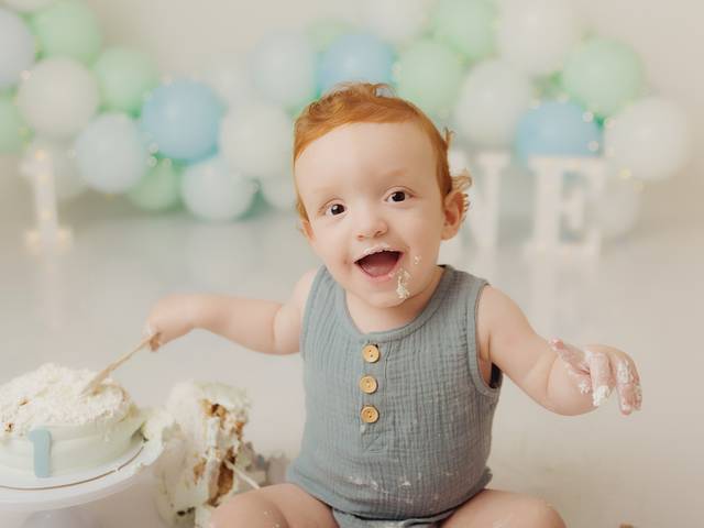 Smash the Cake de Little T.