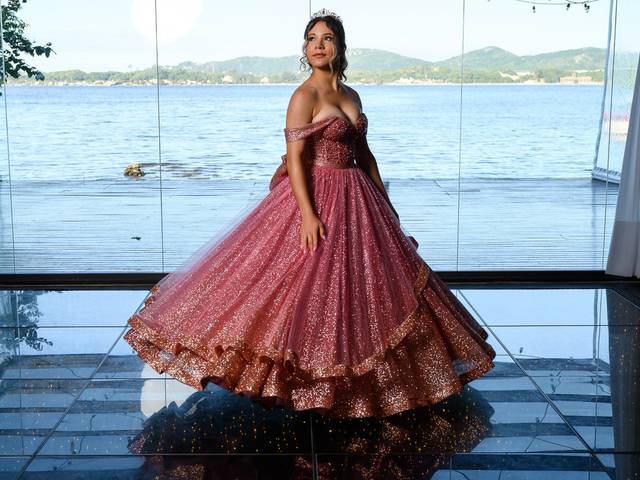 Festa de 15 Anos de 15 anos da Bárbara Paixão em Florianópolis no Indaiá Eventos
