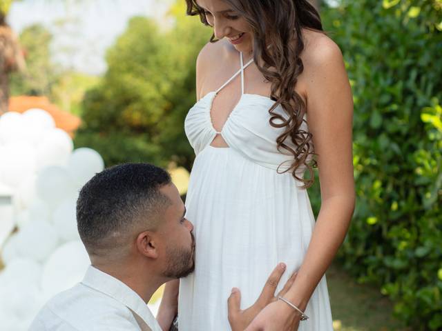 Chá Revelação de Pamela + Anderson = Isis