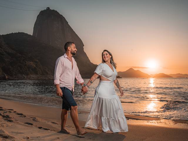 Casamento de Ensaio Pré-Wedding na Praia Vermelha - Paula & Victor