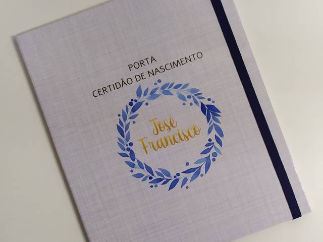 Bebê de Porta Certidão de Nascimento