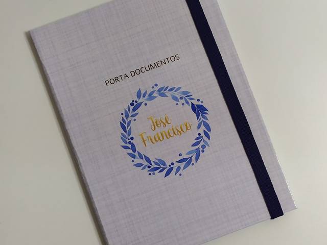 Bebê de Porta Documentos