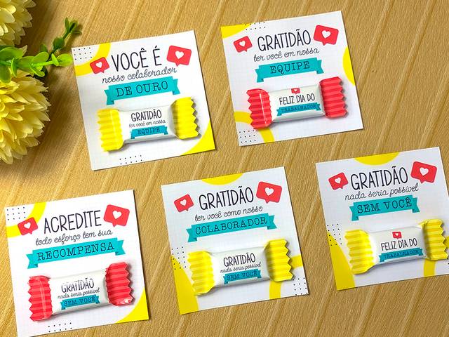 Dia do trabalhador de Card com bolinha