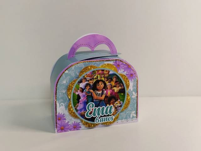 Lembrancinha de CAIXA MALETINHA