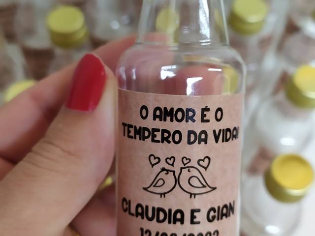 Lembrancinha de Garrafinha Personalizada