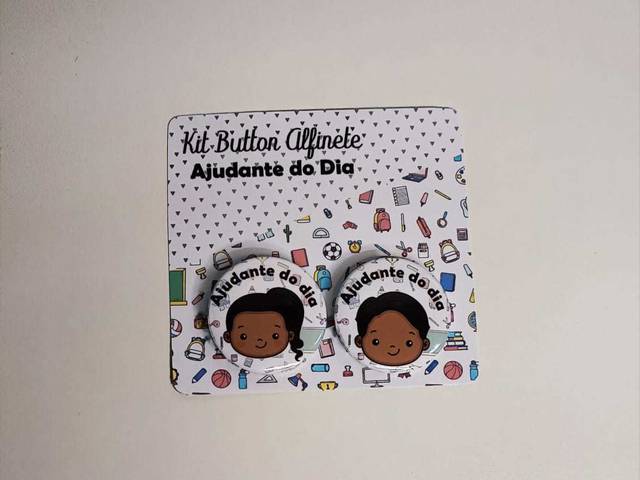 Buttons de KIT BUTTON ALFINETE AJUDANTE DO DIA