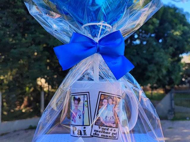 Dia dos Pais 2025 de CANECA, CAIXA DE BOMBOM E BALÃO