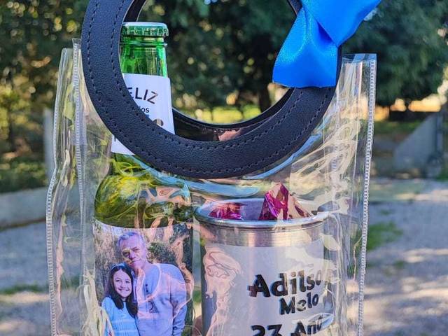 Dia dos Pais 2025 de BOLSINHA, CANECA DE ALUMINIO OU CANECA DE PORCELANA, CERVEJA E 4 BOMBONS