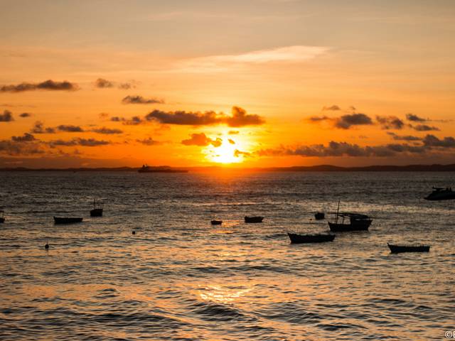 Fotografia de Rua de Tarde no Porto da Barra