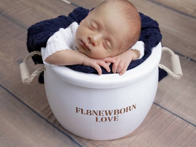 Newborn de Miguel