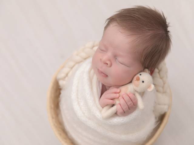 Recém-nascido de Leonardo 18 dias