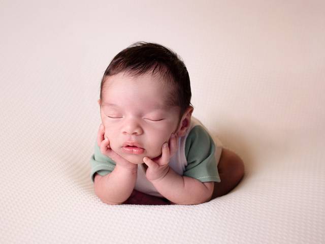 Newborn de Newborn - Arthur Miguel