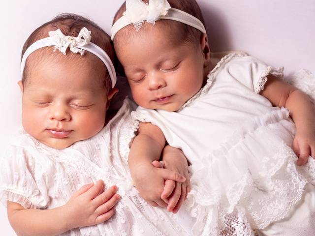 Newborn de Newborn - Alice e Helena
