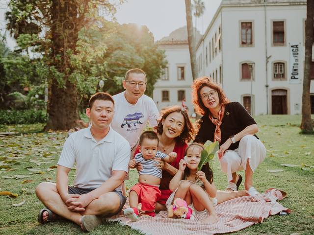 Famílias, Bebês e Crianças de Ensaio Fotográfico Afetivo de Família no Rio de Janeiro | Fotografia de Família Cotidiano-Poesia | Liu, Ji, Danni e Youyou