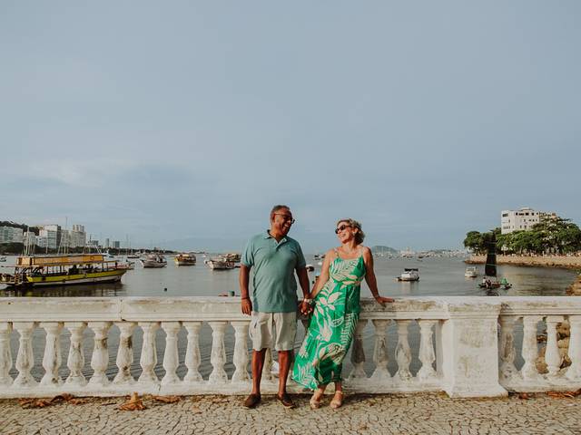 Casais de Ensaio de Comemoração de Aniversário de Casamento no Rio de Janeiro | Fotografia Afetiva na Mureta da Urca | Lu e Luis