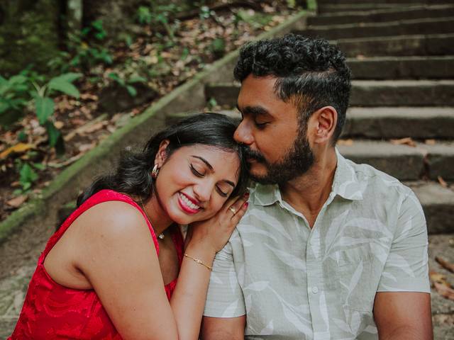 Casais de Couple Session at Parque Lage – Rio de Janeiro, Brazil | Josh & Minty